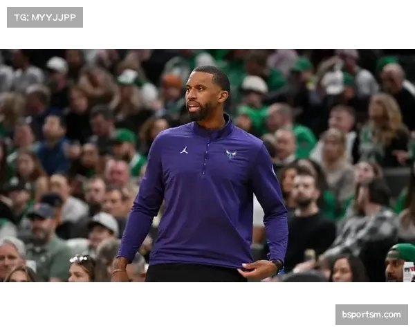 黄蜂查尔斯李大幅增加联防比例 使用率百分之二十二联盟第一